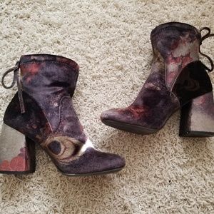 Velvet chunky heel booties